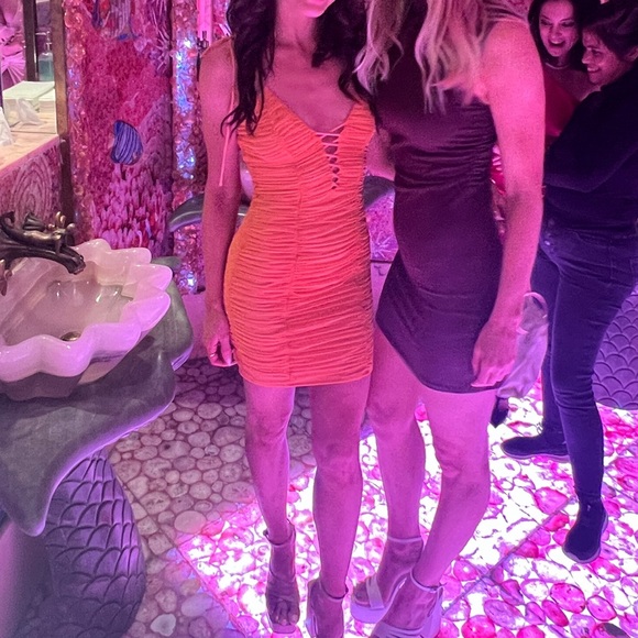 h:ours Luciana Mini Dress - Orange - Picture 4 of 5